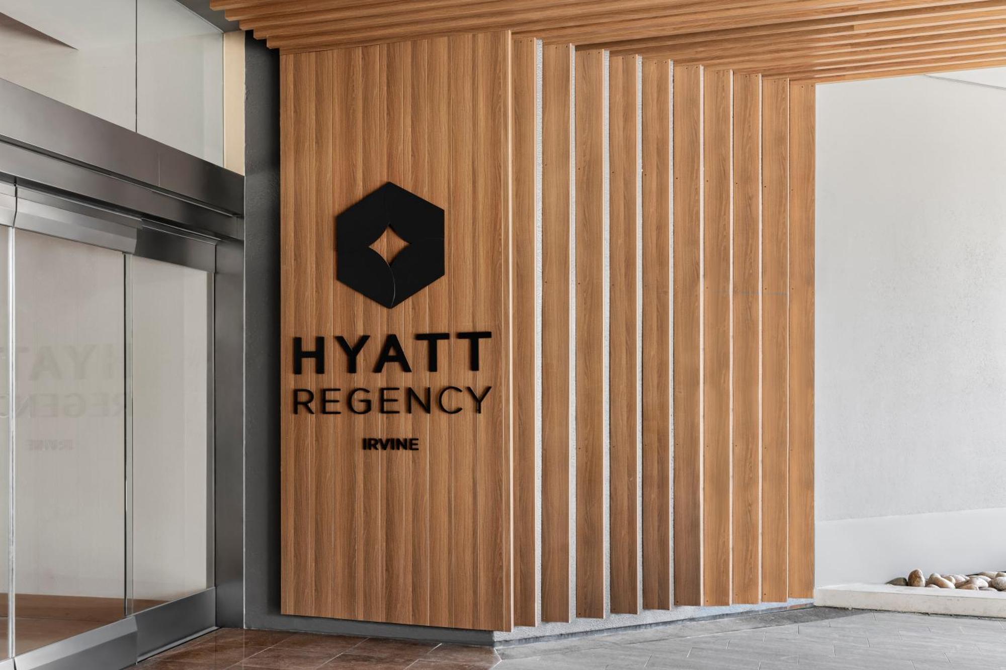 Hyatt Regency Irvine Hotel Екстериор снимка