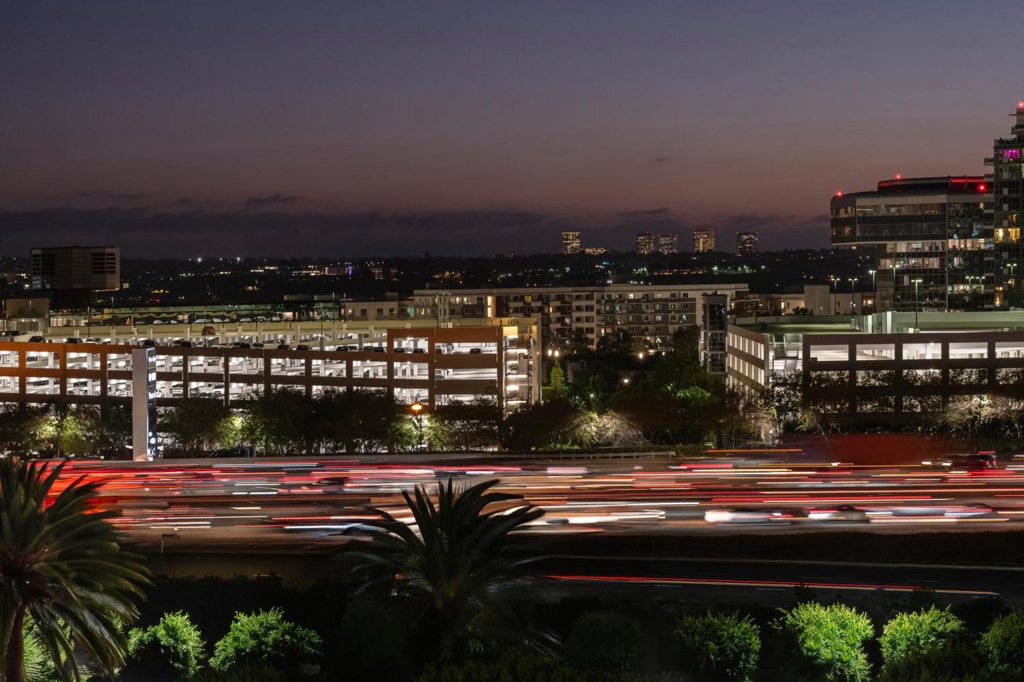 Hyatt Regency Irvine Hotel Екстериор снимка